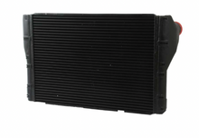 Load image into Gallery viewer, Kenworth | Peterbilt T2000/367/387 Charge Air Cooler (08-15)