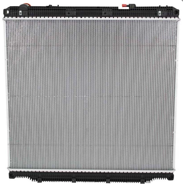 Freightliner Cascadia Radiator (18-24) – Industry Radiators