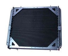 Load image into Gallery viewer, Freightliner FLD Series 3 Row Radiator
